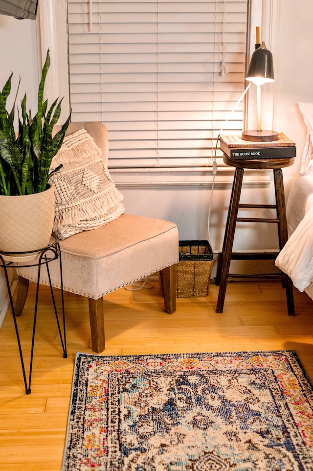 How to Choose the Right Size and Placement for a Western Round Area Rug